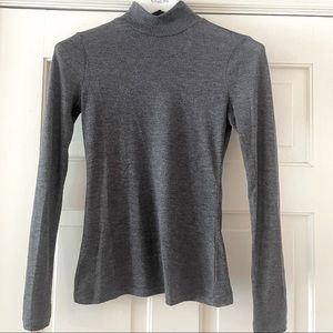 DYNAMITE - Semi-sheer grey turtleneck - Size small